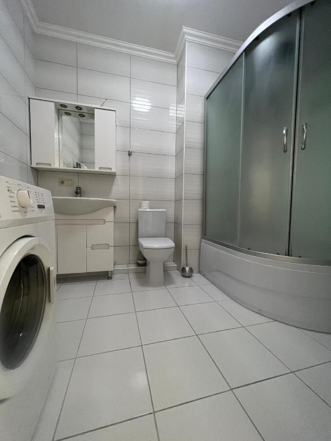 затишні Two Apartment Chernivtsi
